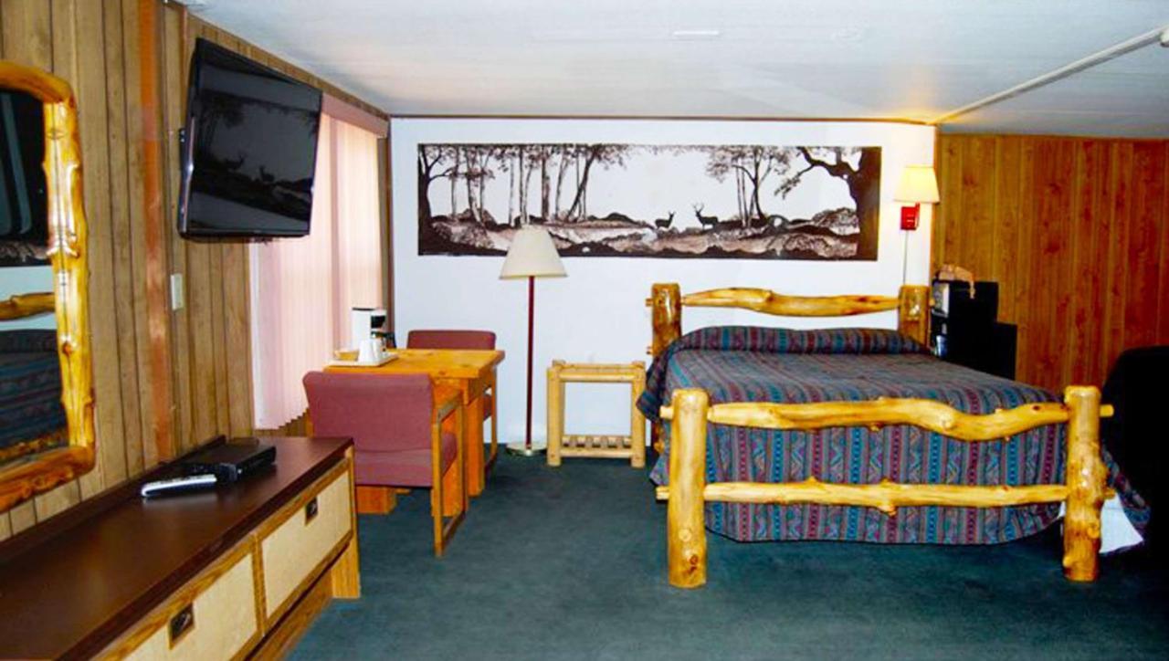 Marianna Inn פנגואיץ' מראה חיצוני תמונה