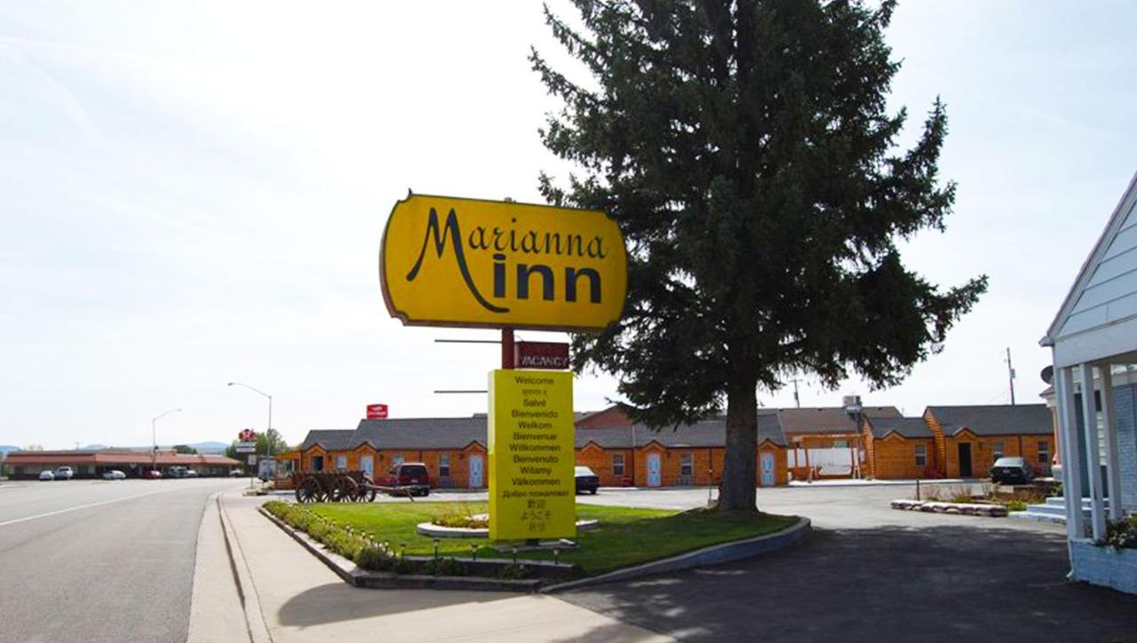 Marianna Inn פנגואיץ' מראה חיצוני תמונה